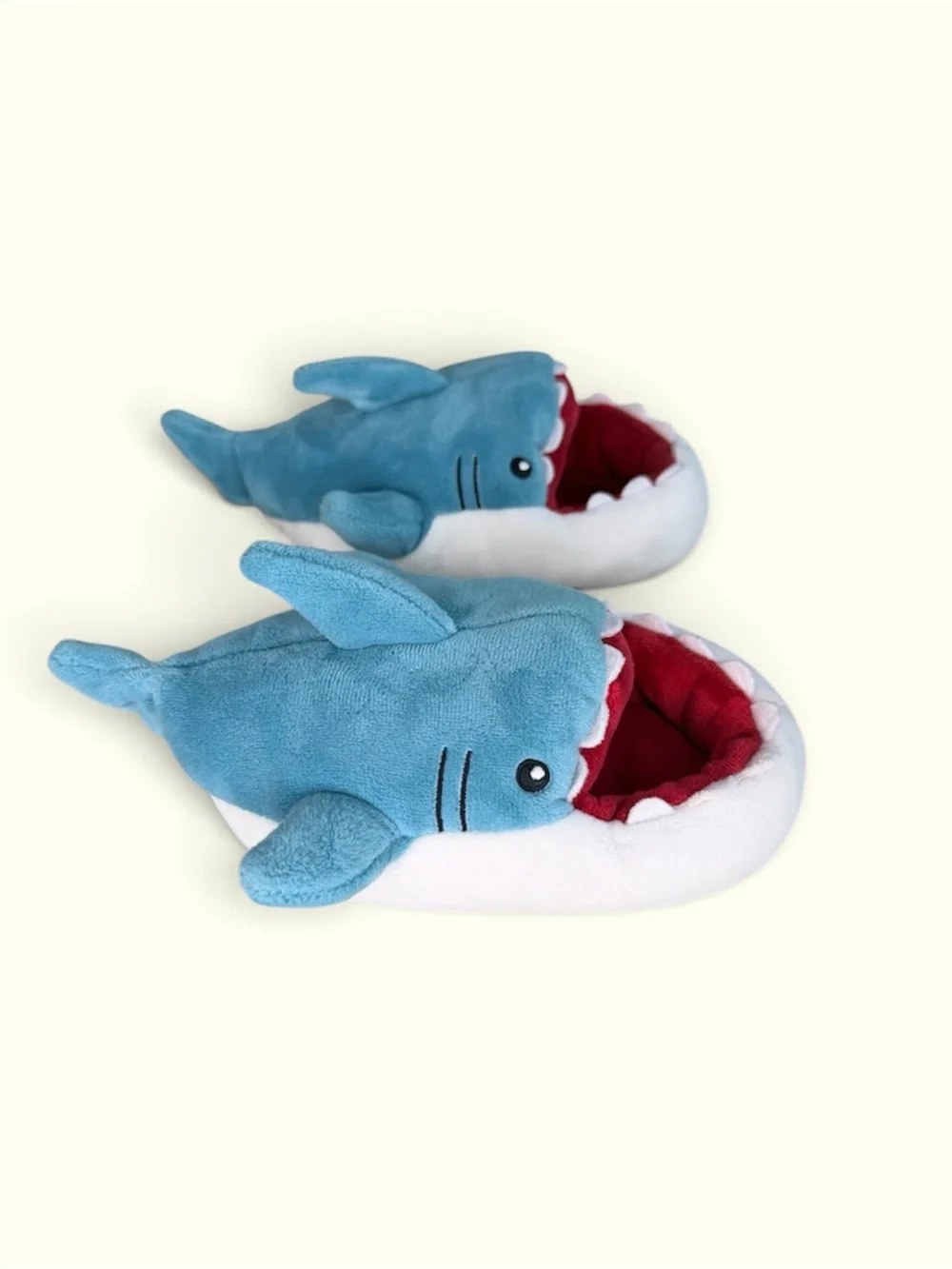 Cat & Jack Plush Shark Kids Slippers - Blue (S 5/6)